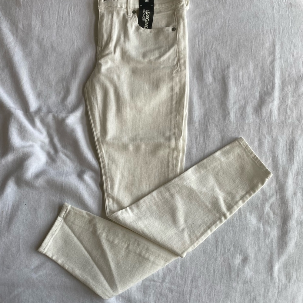Express White Legging Jeans, Mid Rise